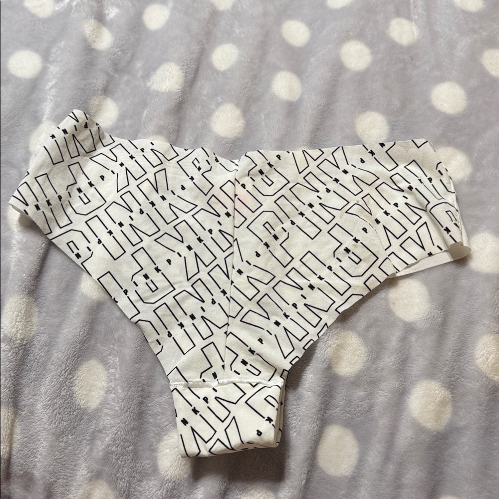 Panties - Picture 3 of 3
